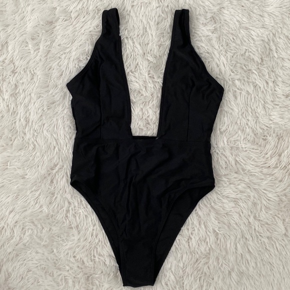 NWT Zaful black plunge one piece swimsuit - Picture 2 of 7